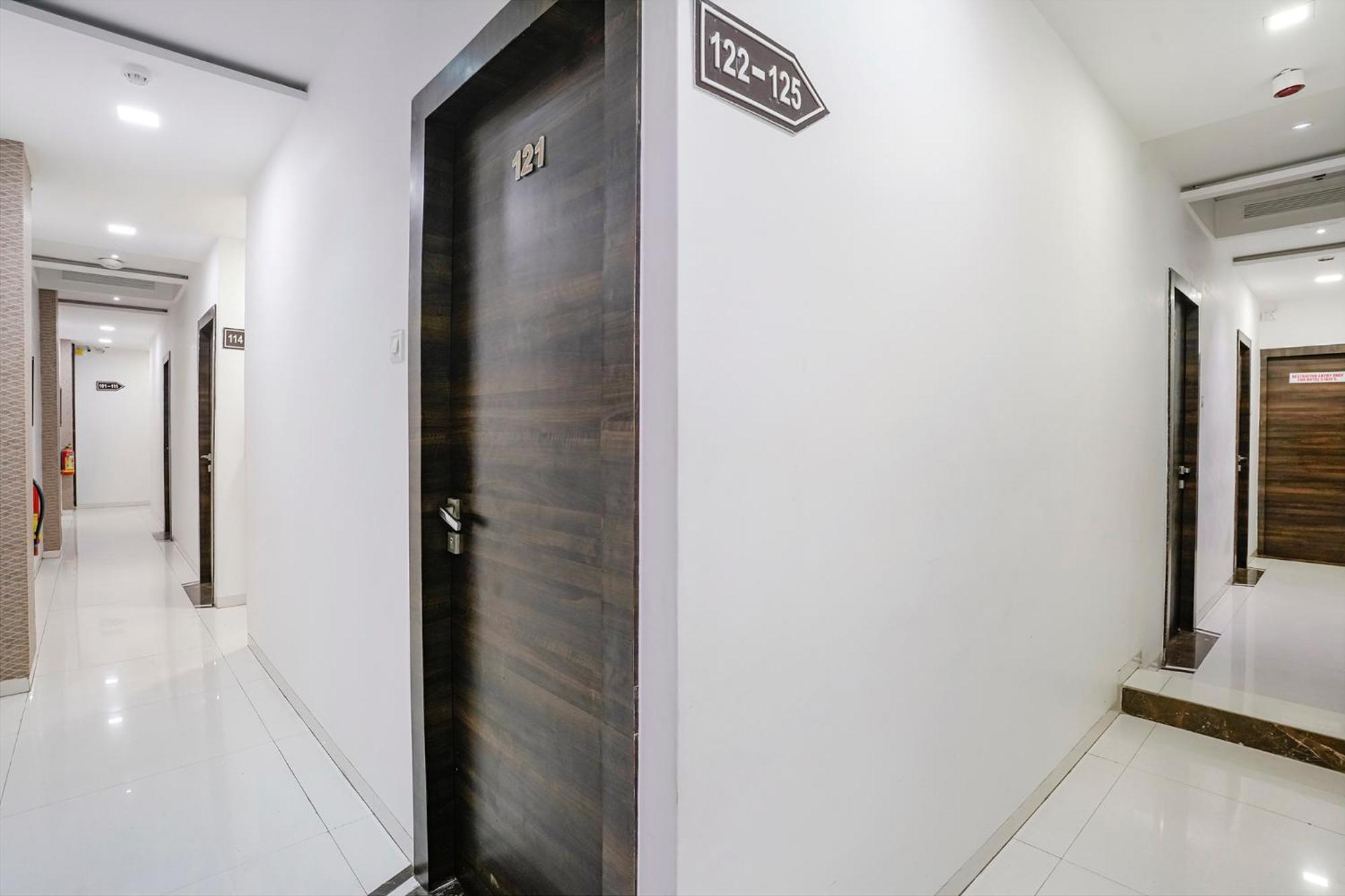 Fabhotel Elvis Inn - Nr Mumbai International Airport Екстериор снимка